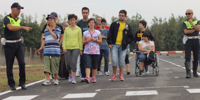 Patente di buon pedone per 10 algheresi