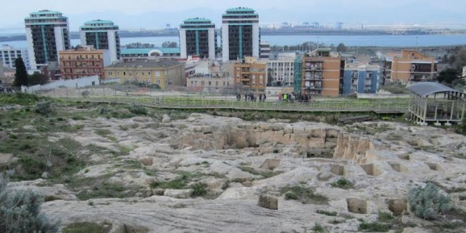 Trekking urbano alla scoperta di Tuvixeddu