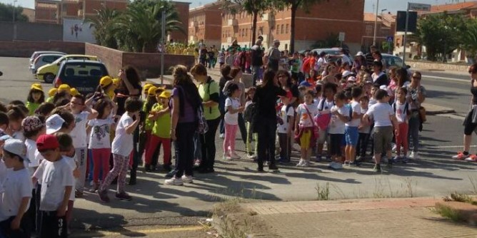 Porto Torres: Passeggiata salutare per 400 bambini