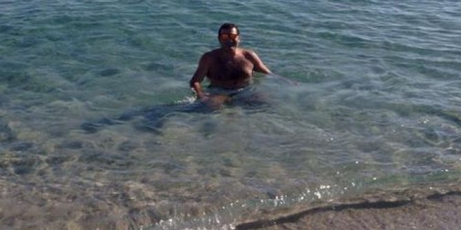 Bagno ad Alghero per Max Giusti | Foto