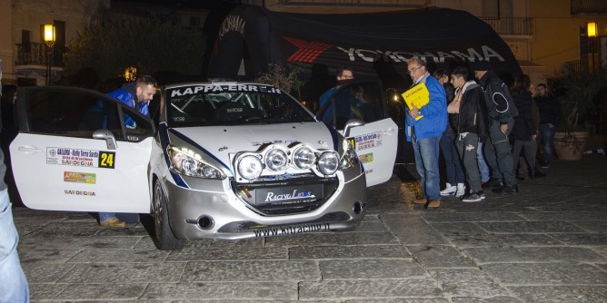 Rally Terra Sarda: spettacolo in piazza