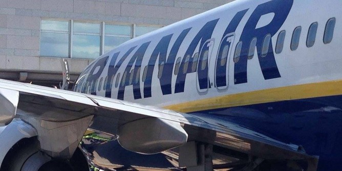 Ryanair, odissea per 176 passeggeri a cagliari