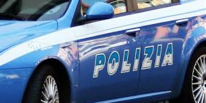 Rapina e minacce a transessuale: arrestato