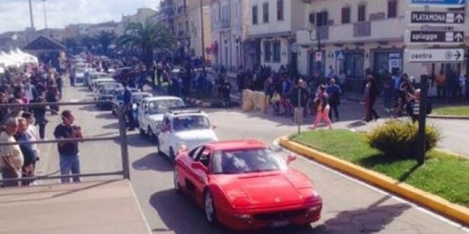 Show a Porto Torres: si scaldano i motori del <i>Piaggio Day</i>