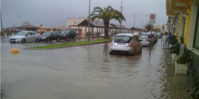 Maltempo, a Cagliari chiuse scuole e universit