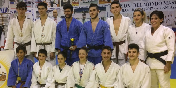 Pioggia di medaglie per i judoka algheresi