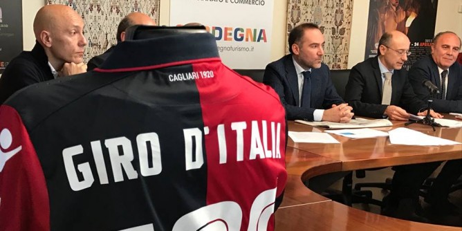 Dinamo e Cagliari Calcio <i>testimonial</i> del Giro