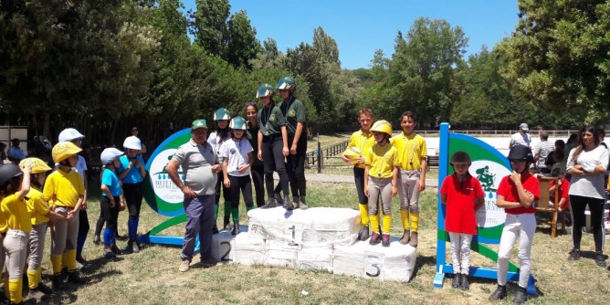 Equitazione Porto Torres trionfa ai Pony Club