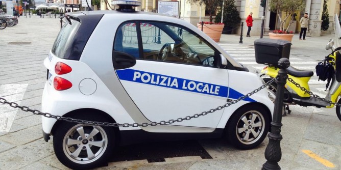 Defibrillatori e raccolta sangue con Polizia locale