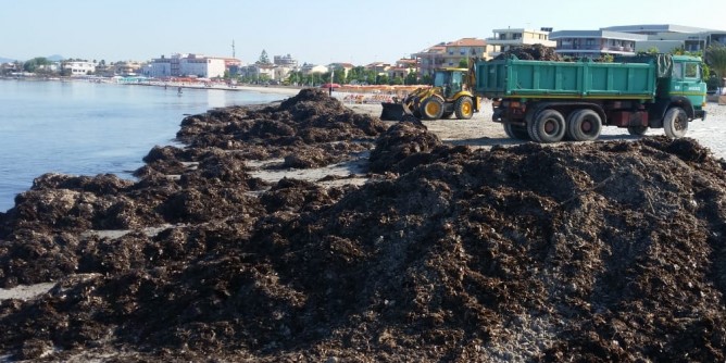 <i>Pacchetto</i>-spiaggia da 2 milioni. Alghero: <i>rivoluzione</i> sugli arenili