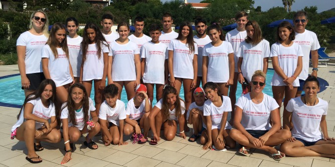 Alghero, capitale del nuoto in Sardegna