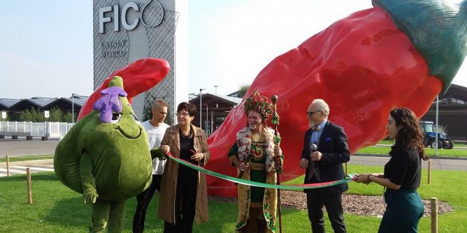 Inaugurato a Bologna <i>The red giant</i>