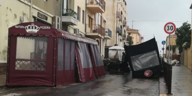 Burrasca su Alghero:  allerta