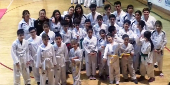 Pioggia di medaglie per il Taekwondo Olmedo