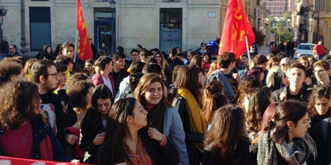 Cgil e Uil in piazza a Cagliari contro il governo