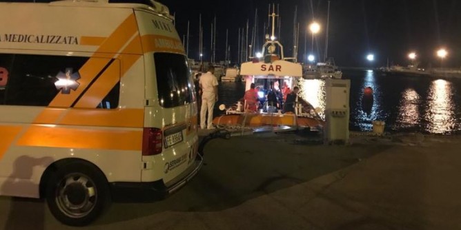 Malore a bordo di un peschereccio: soccorso a Porto Torres