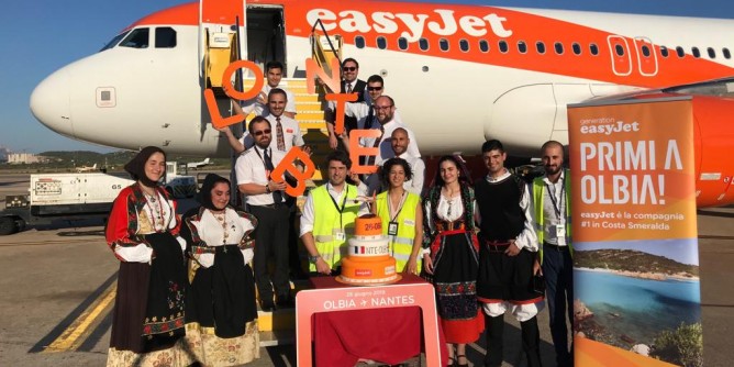 EasyJet: <i>decolla</i> l´Olbia-Nantes