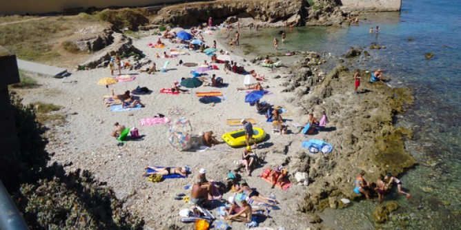 Spiaggia Las Tronas: disinfestazione