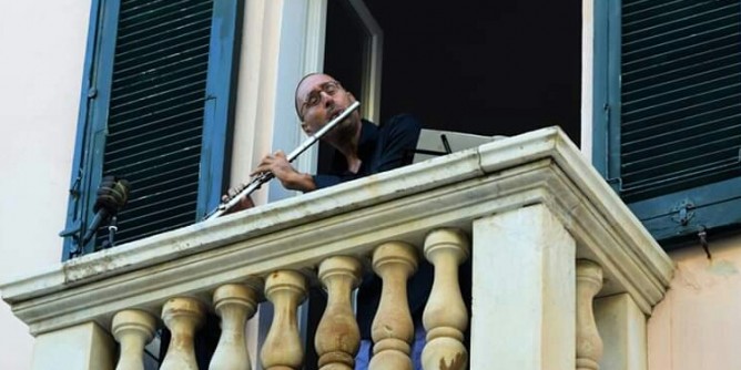 Uselli, <i>risveglio</i> dal balcone Eleonora