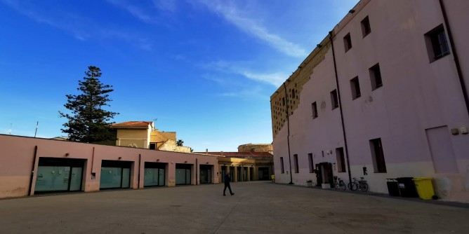 Fondazione cerca impiegato, domande in scadenza