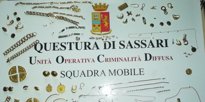 Anziano derubato: scattano le manette