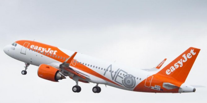 Decolla <i>easyJet</i> da Olbia e Cagliari