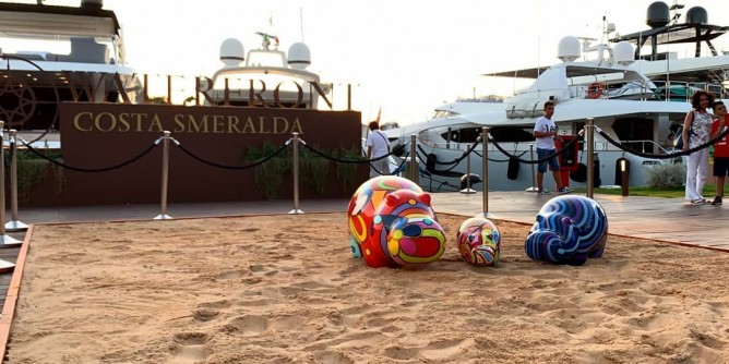 Summer gallery in Costa Smeralda