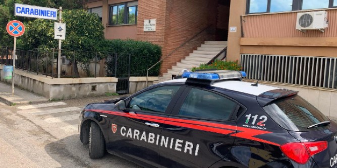 Spari in spiaggia a Balai: fermato 26enne