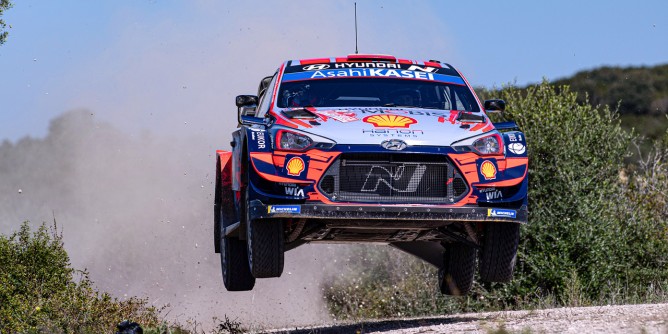 <i>Ris 2020</i>: Dani Sordo in testa