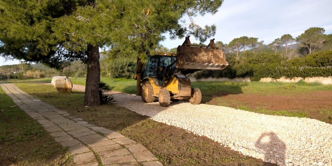 Anziani, <i>Porta Terra</i> senza vergogna