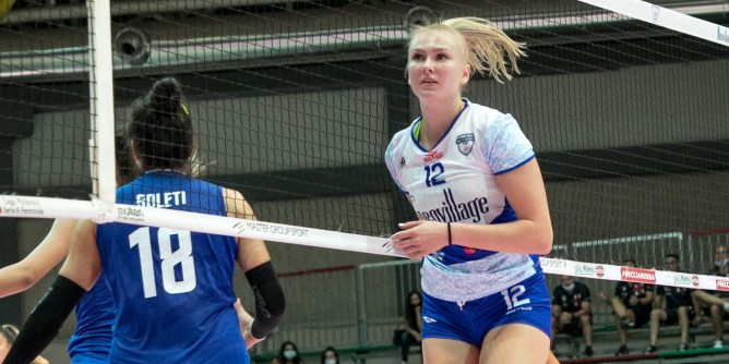 Volley: <i>colpaccio</i> Hermaea a Ravenna