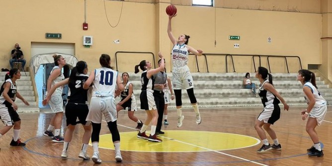 Basket: la Mercede concede il bis