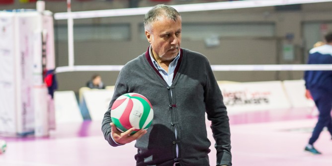 Volley: l´Hermaea sull´ottovolante