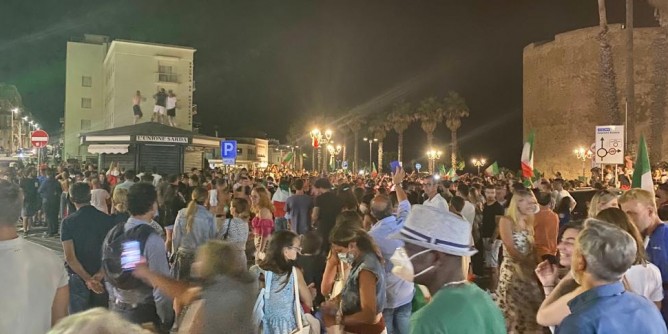 Italia campione, la festa di Alghero