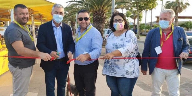 Cibo di prossimit sul lungomare di Alghero