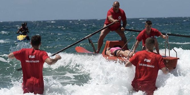 Assistenti bagnanti: corso ad Alghero