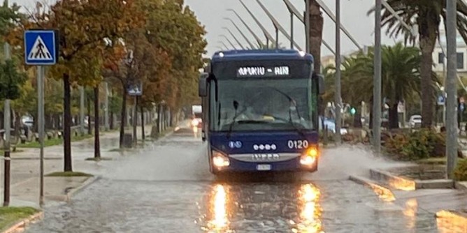 Pioggia e fogne ancora in tilt. Sindaco dia risposte sui lavori