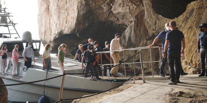 Allarme Grotta Nettuno a bando. Tedde a Regione: ecco le soluzioni