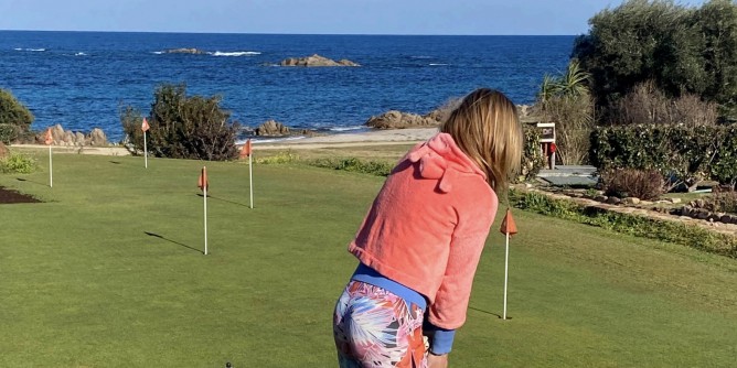 Il golf in spiaggia a San Teodoro