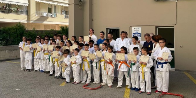 Karate, cambi di cintura ad Alghero