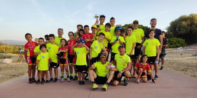 Ciclismo, weekend di trionfi per Alghero Bike