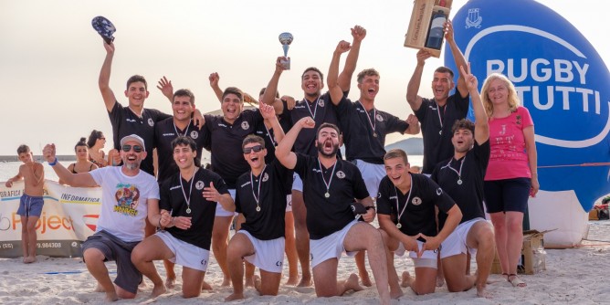 Beach rugby: vittoria in casa per Alghero