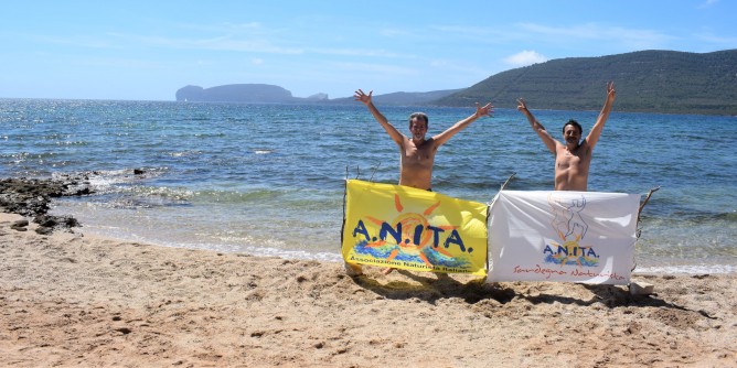 Baia delle Ninfe, aperta la spiaggia naturista