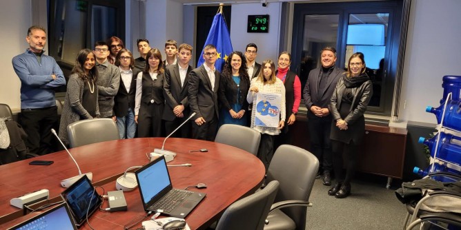 Studenti sardi in visita premio all´Ue