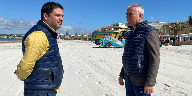 Spiagge, la Riviera del Corallo si fa <i>bella</i>