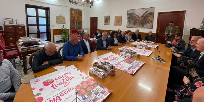 Domenica la Sagra della Fragola a Sa Segada