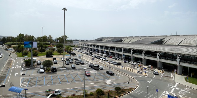 Fusione aeroporti, Todde convochi i sindacati