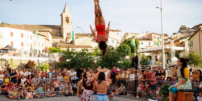 Dal 30 agosto il Mamatita Festival. Ad Alghero il circo contemporaneo