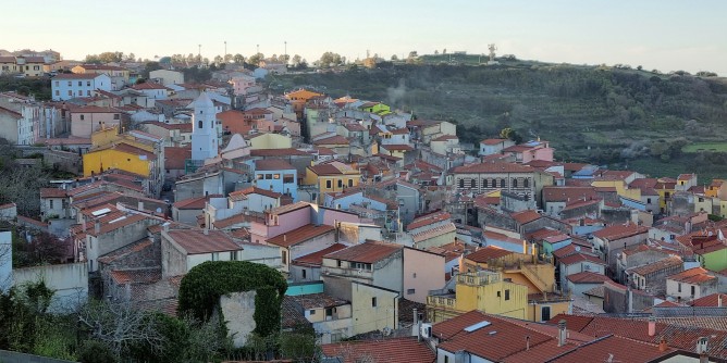 Documentario e poesia sarda a Villanova