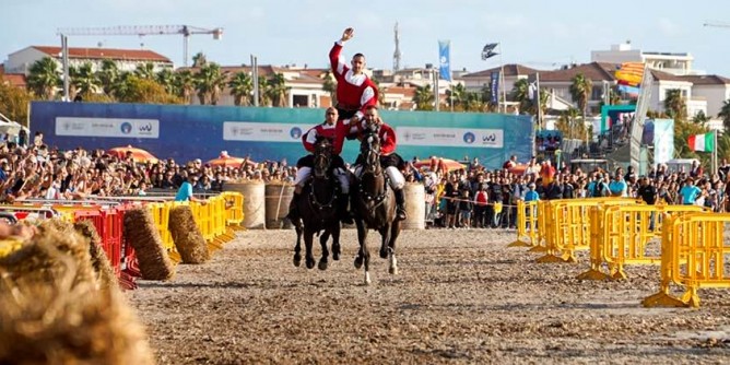 Pariglie, la tradizione <i>corre</i> sul mare di Alghero